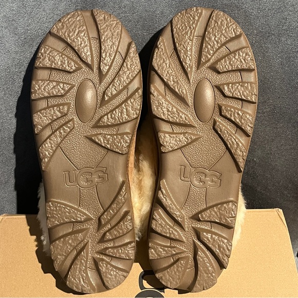 UGG Women’s Slippers Coquette Chestnut Size 8 US - Picture 7 of 10
